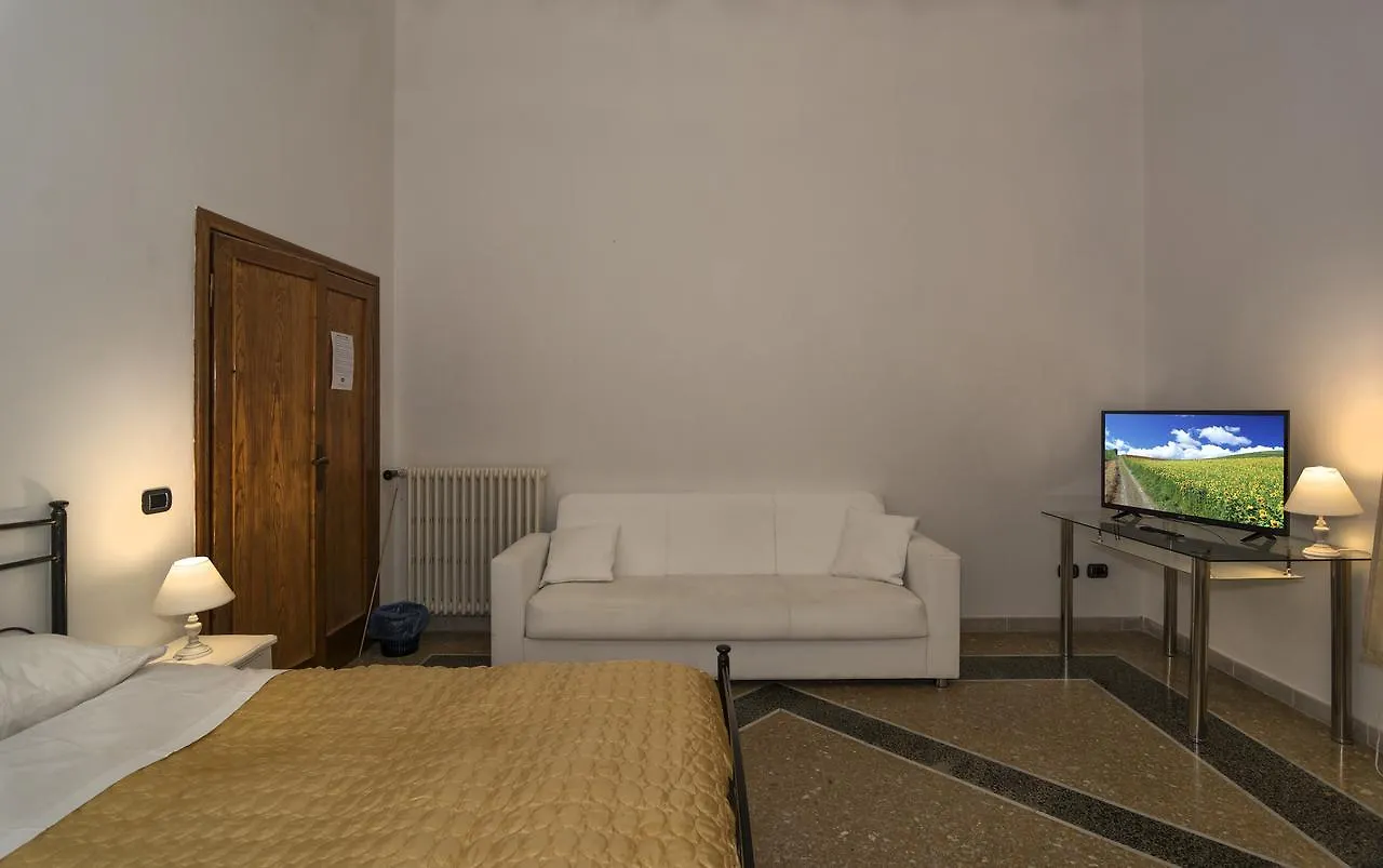 Nocleg ze śniadaniem Holiday Pisa Gare Włochy