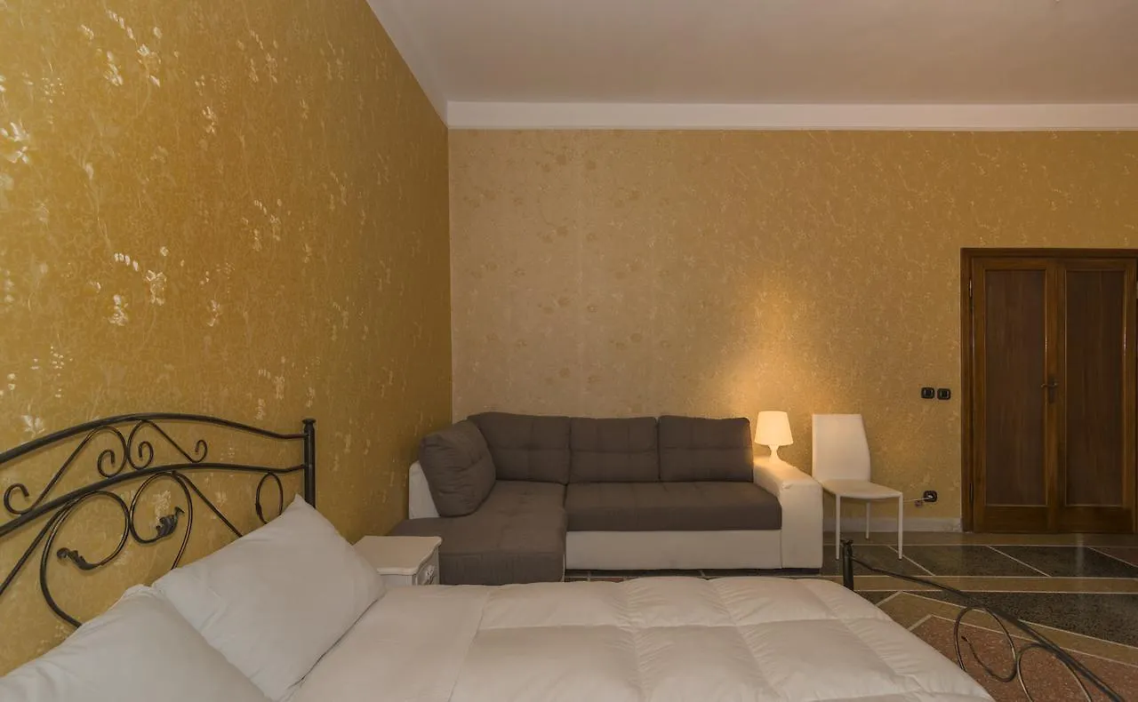 Bed & Breakfast Holiday Pisa Gare
